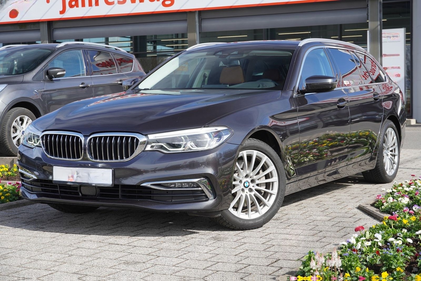 BMW 530i Luxury Line LED Panorama Standheizung Navi foto 2