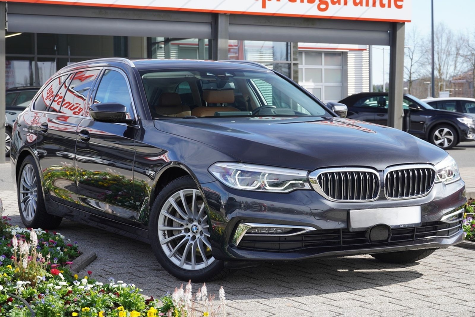 BMW 530i Luxury Line LED Panorama Standheizung Navi foto 3