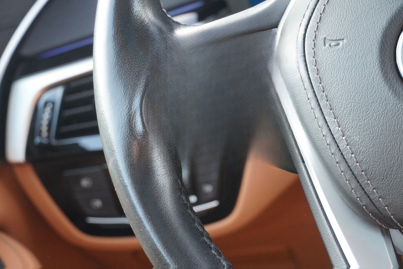 BMW 530i Luxury Line LED Panorama Standheizung Navi foto 24
