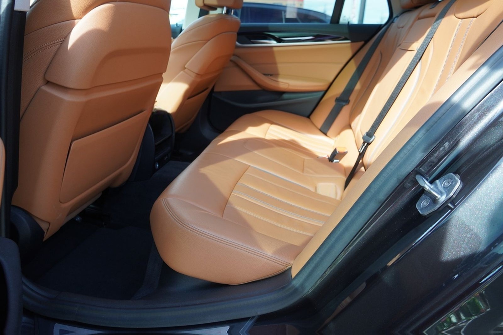 BMW 530i Luxury Line LED Panorama Standheizung Navi foto 36