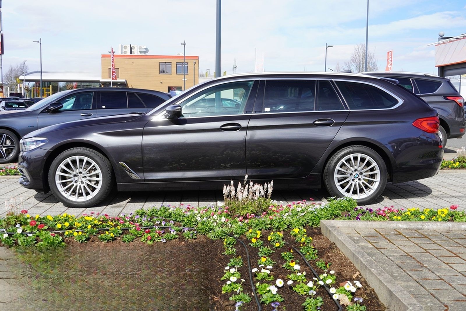 BMW 530i Luxury Line LED Panorama Standheizung Navi foto 5