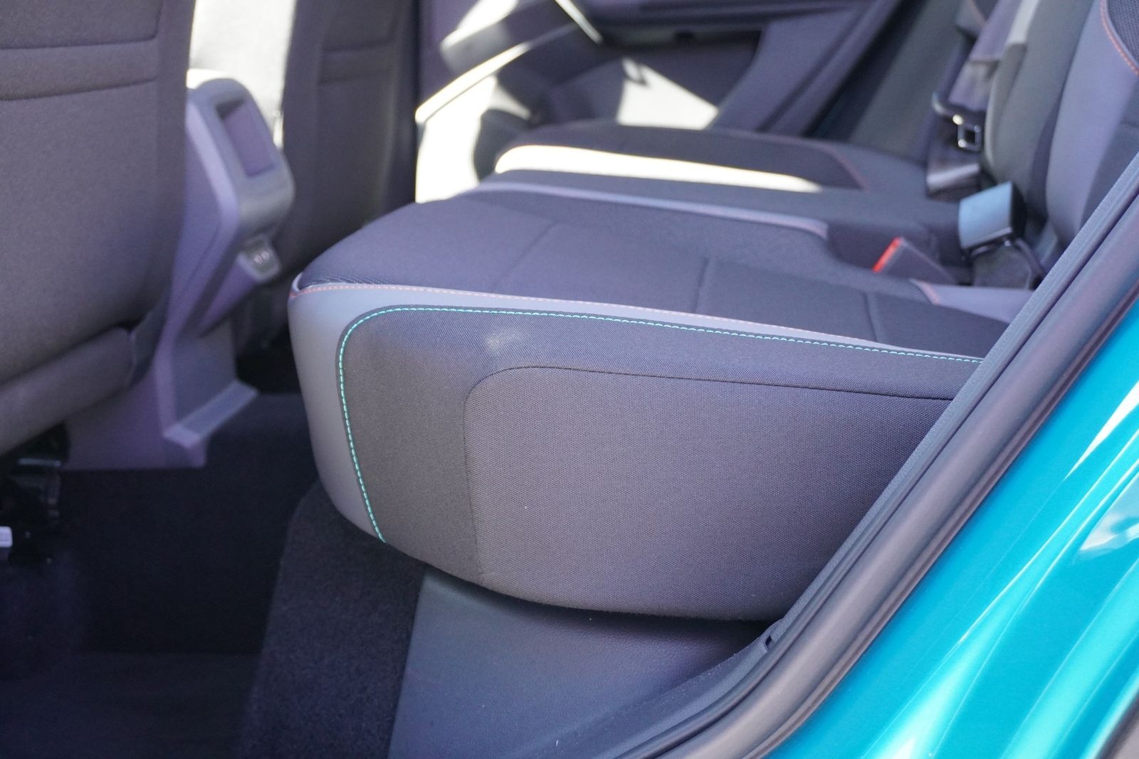 Volkswagen T-Cross 1.0 TSI  R-Line LED Navi ACC Klimaaut. foto 14