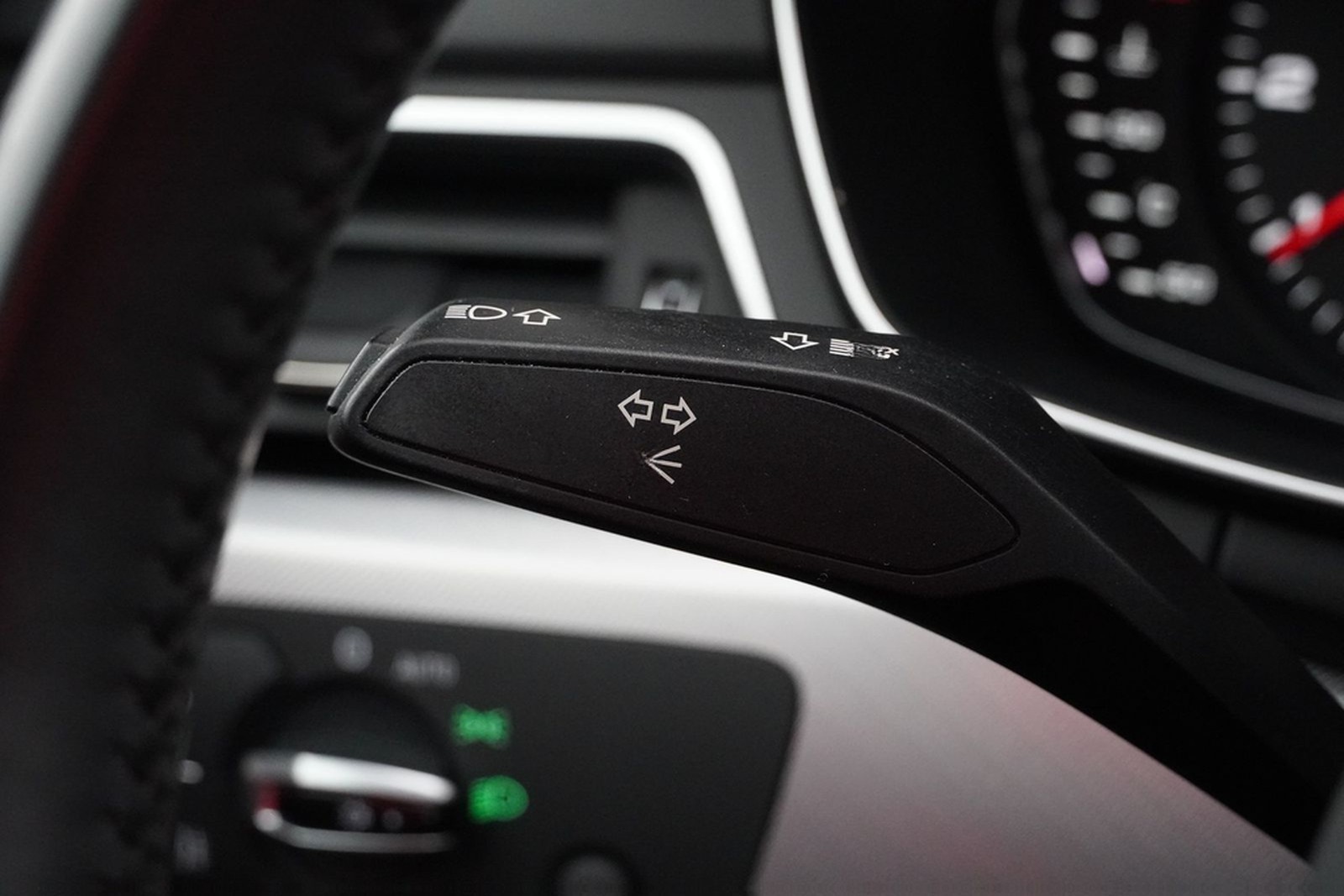 Audi A4 Avant TFSI sport Navi Kamera Sitzheizung foto 24