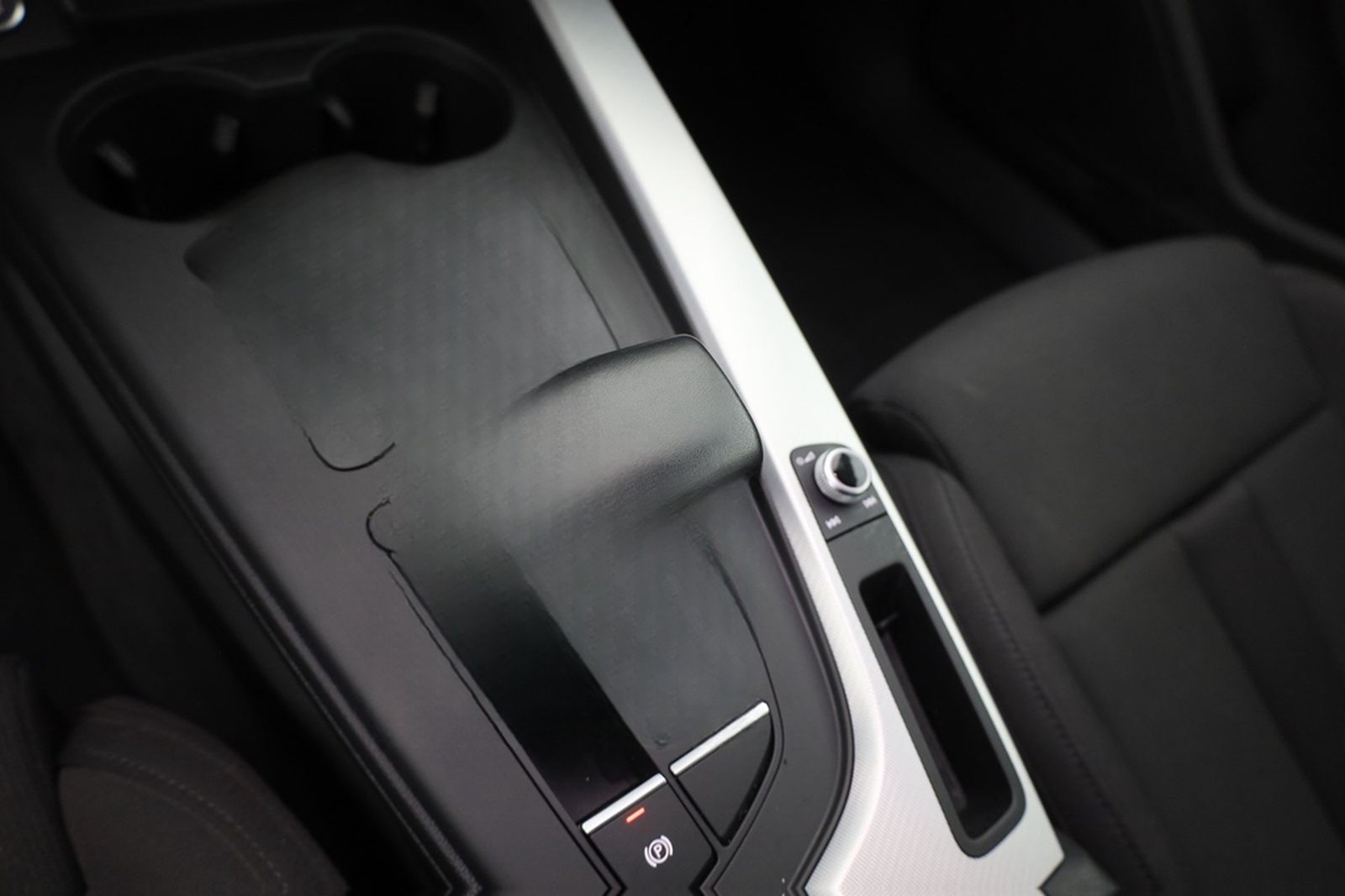 Audi A4 Avant 40 TFSI sport LED Navi Standheizung ACC foto 14