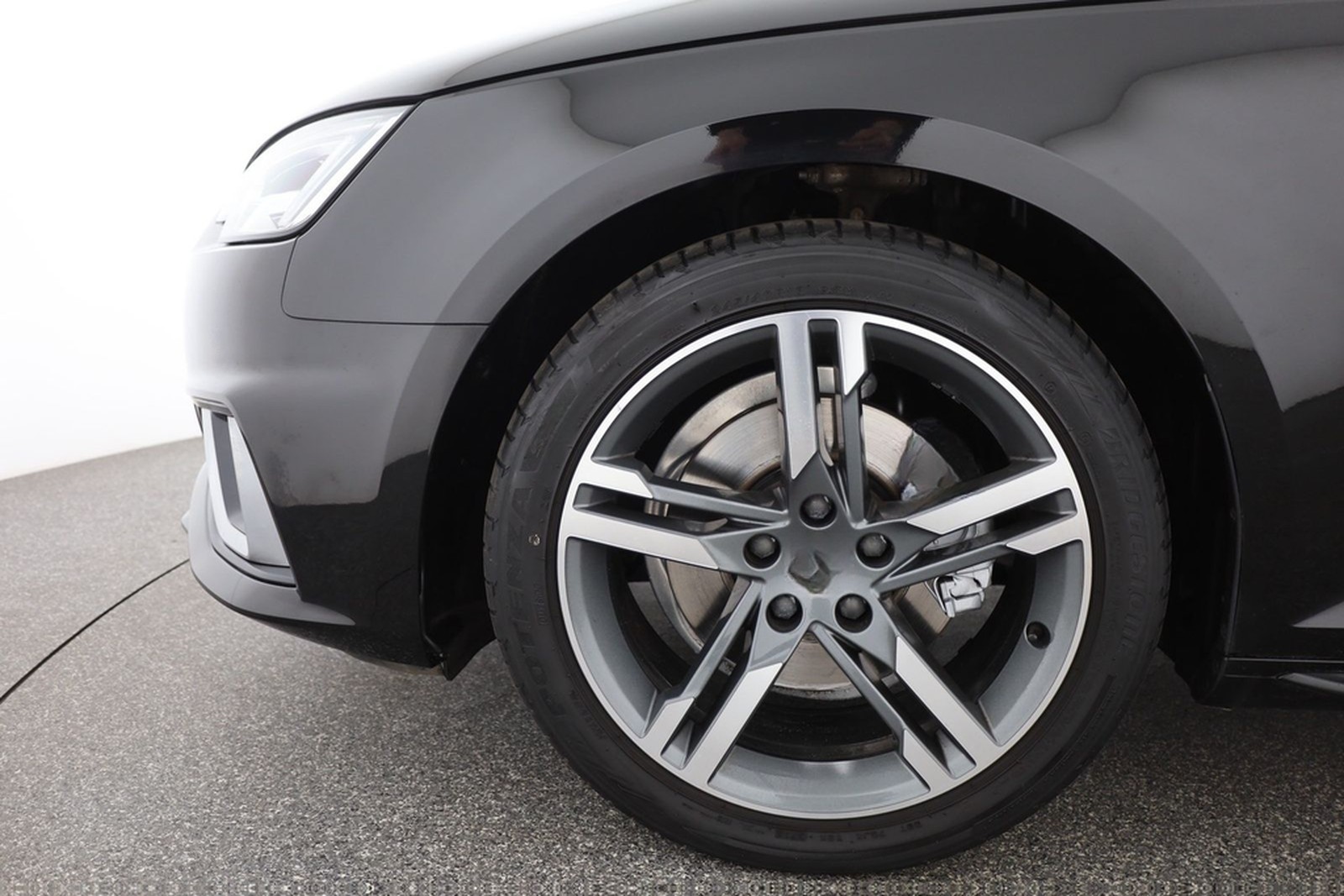 Audi A4 Avant 40 TFSI sport LED Navi Standheizung ACC foto 31