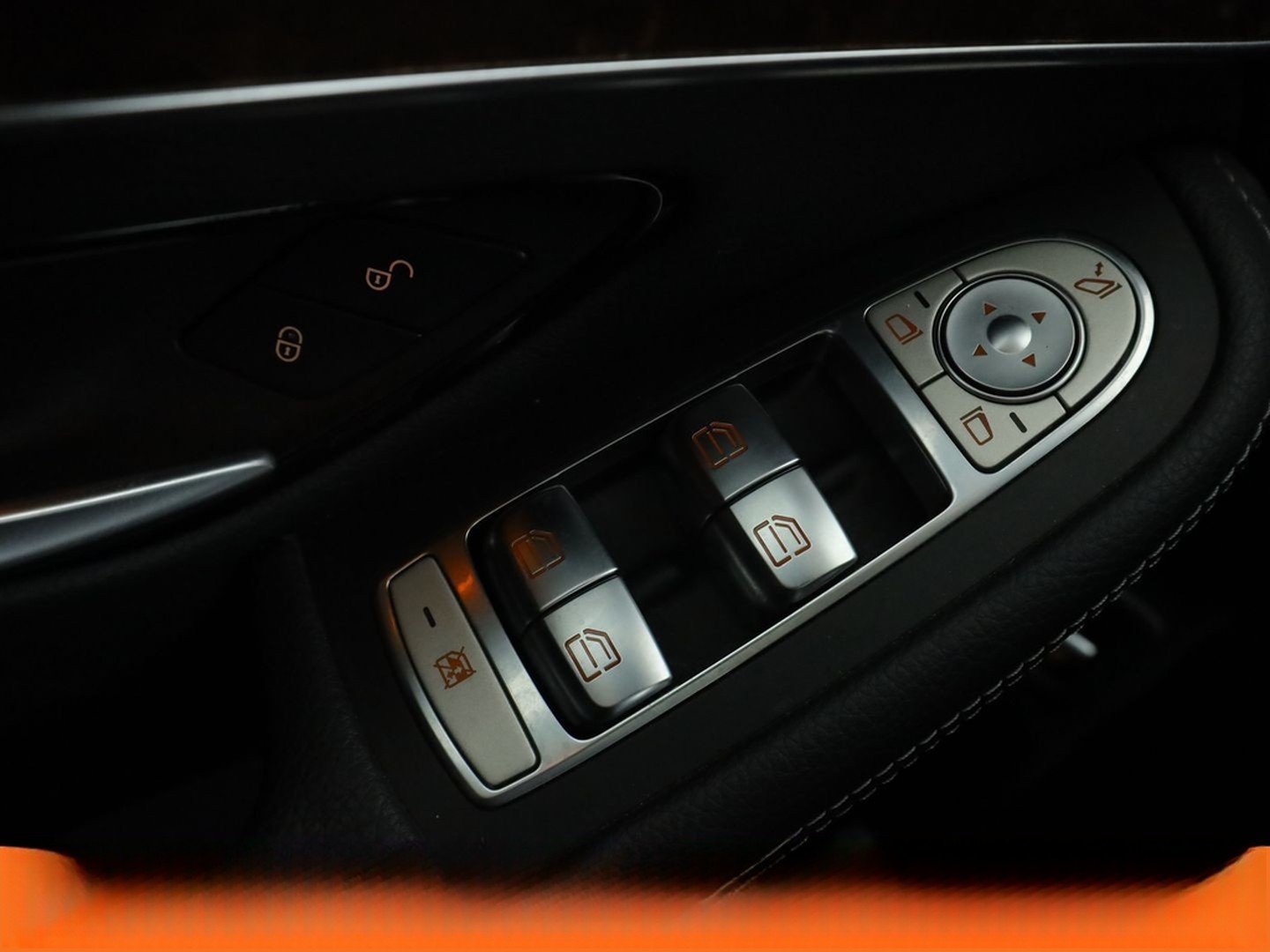 Mercedes-Benz GLC-Klasse GLC 300 4Matic Exclusive Aut.*NAVI* foto 30