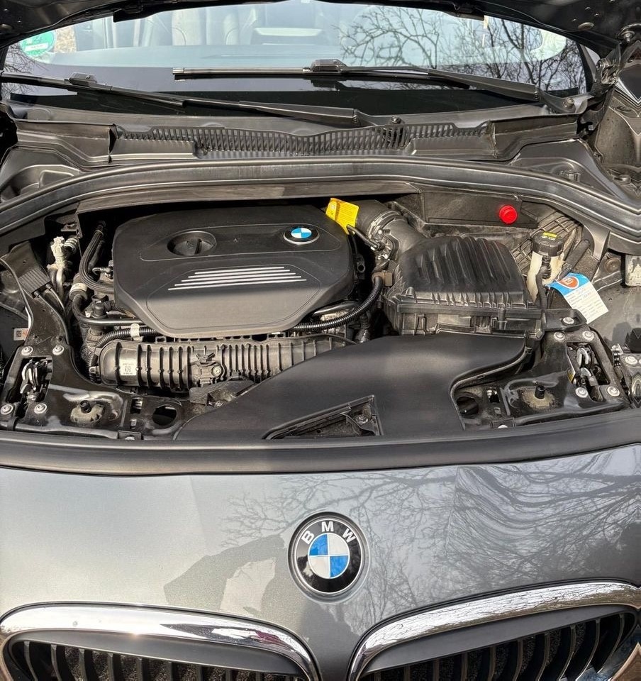 BMW 220i Active Tourer Sport line foto 14