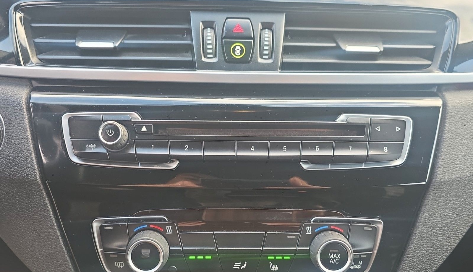 BMW X1 xDrive 18 d Sport Line AUTOMATIK foto 26