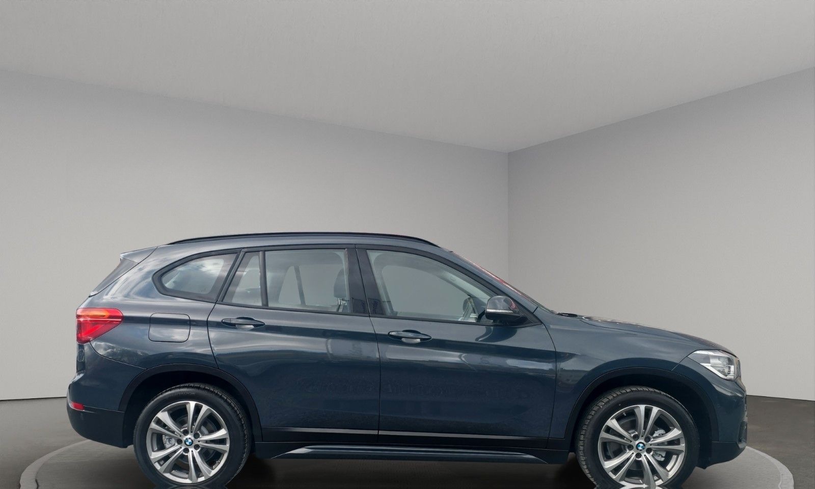 BMW X1 xDrive 18 d Sport Line AUTOMATIK foto 6