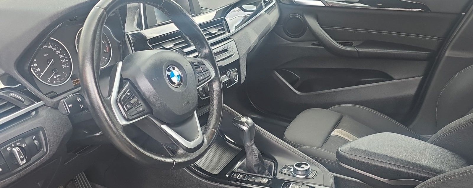 BMW X1 xDrive 18 d Sport Line AUTOMATIK foto 9