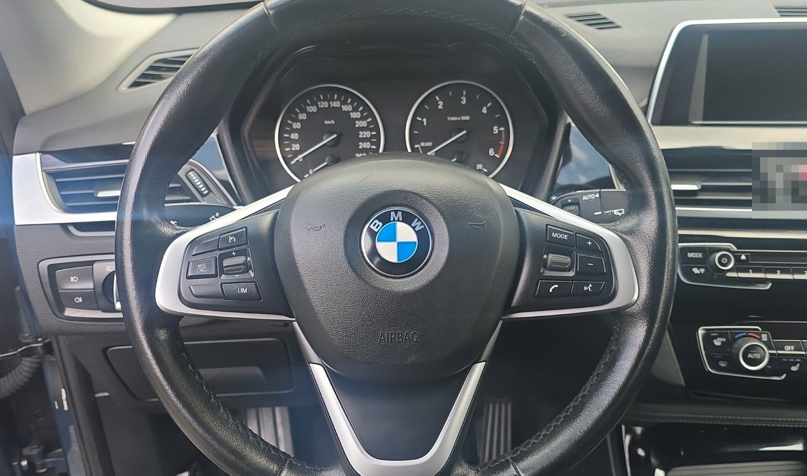 BMW X1 xDrive 18 d Sport Line AUTOMATIK foto 10
