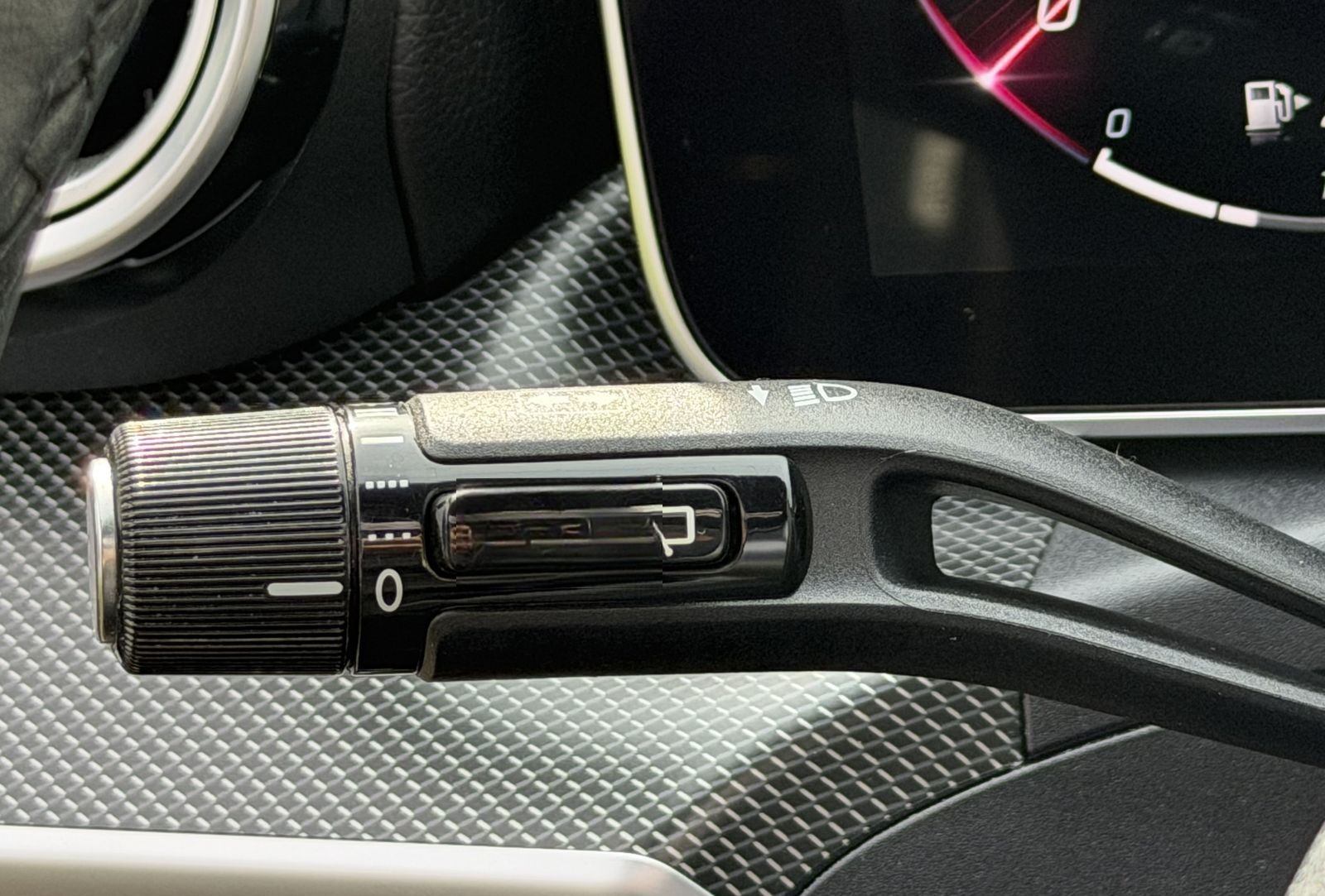 Mercedes-Benz C 220 d 4M T Avantgarde | DISTR+ /Pano/Massage foto 12