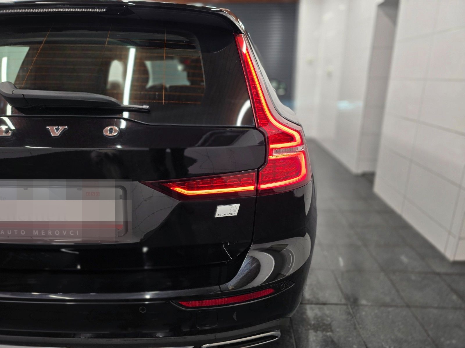 Volvo V60 T6 AWD Inscription /Pano/Leder/Lane/AHK/Cam foto 9