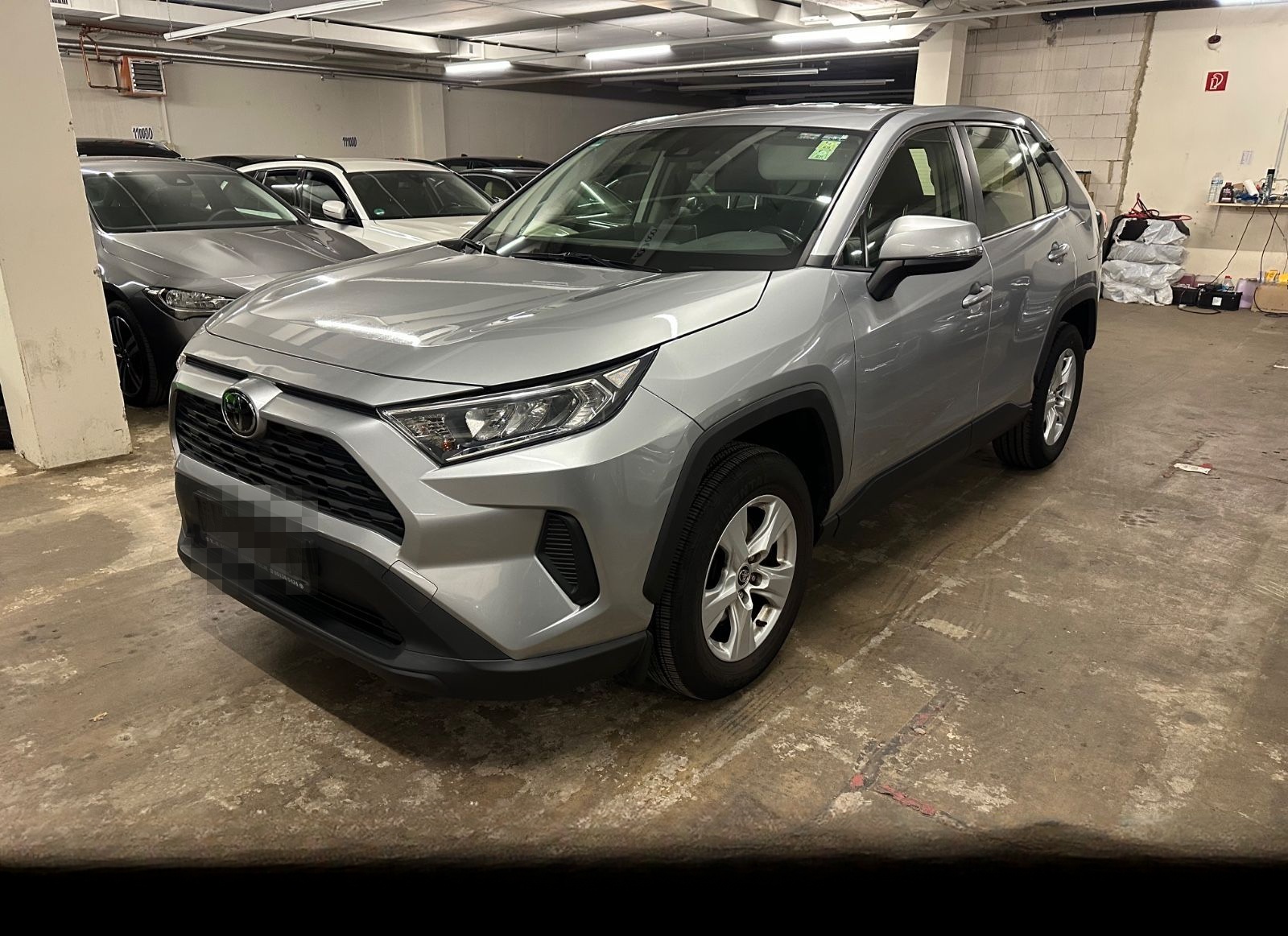 Toyota RAV4 2.0 4x2 LED,Navi,Kamera,AHK,1.Hand,97tkm foto 2