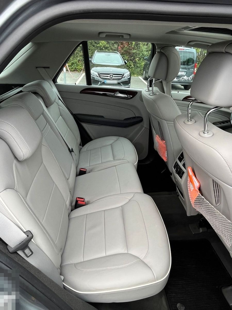 Mercedes-Benz Mercedes ML350 AMG/DIS/Massage/Schiebedach... foto 5