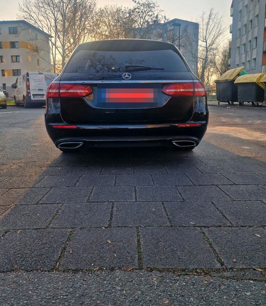 Mercedes-Benz mercedes w213  e350 foto 4
