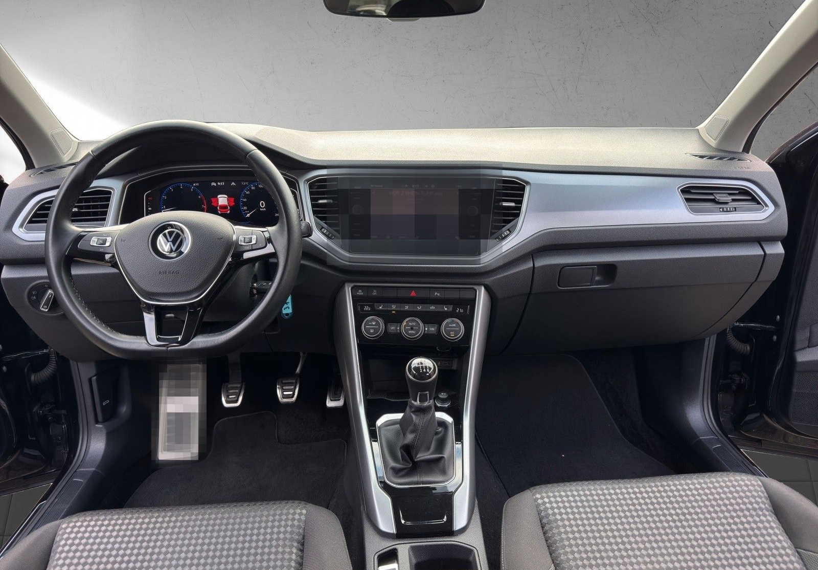 Volkswagen T-Roc 1.5 TSI R-Line,LED,e-Klappe,Winterp,19" foto 10