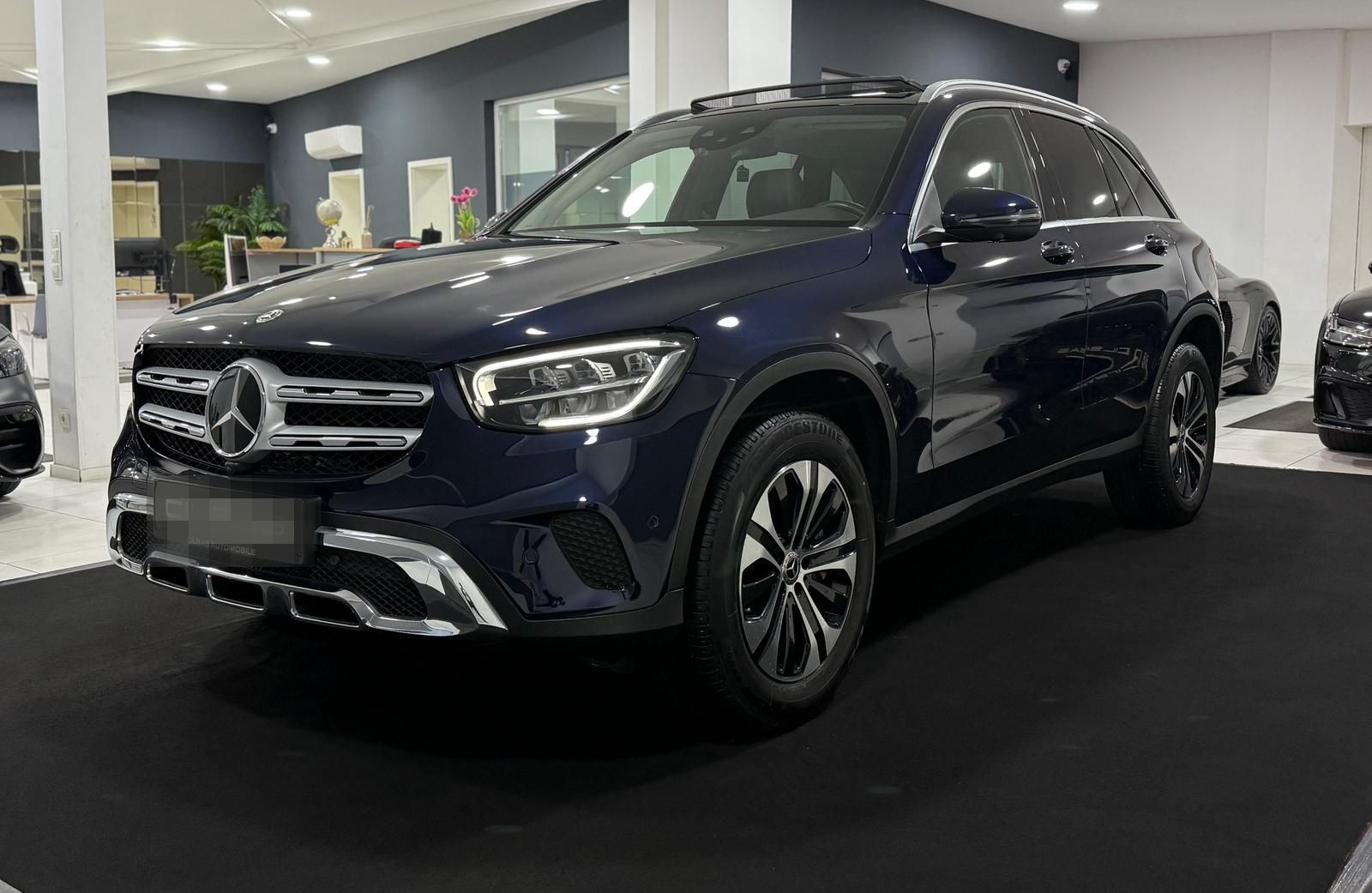 Mercedes-Benz GLC 300 de 4M *PANO*360*DISTR*MEMORY*BURM.*AHK* foto 2