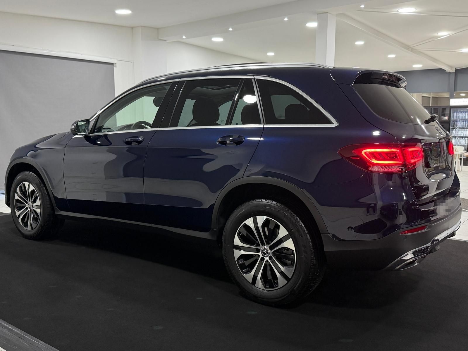 Mercedes-Benz GLC 300 de 4M *PANO*360*DISTR*MEMORY*BURM.*AHK* foto 11