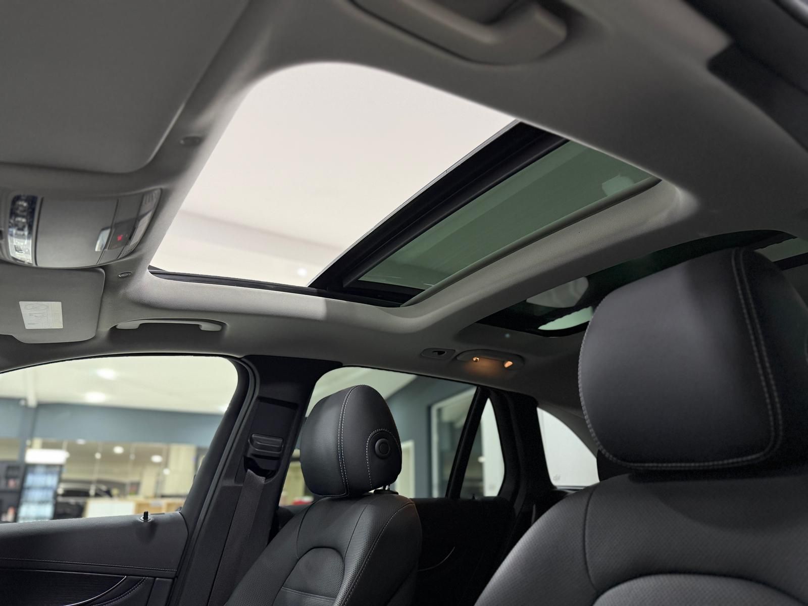 Mercedes-Benz GLC 300 de 4M *PANO*360*DISTR*MEMORY*BURM.*AHK* foto 16