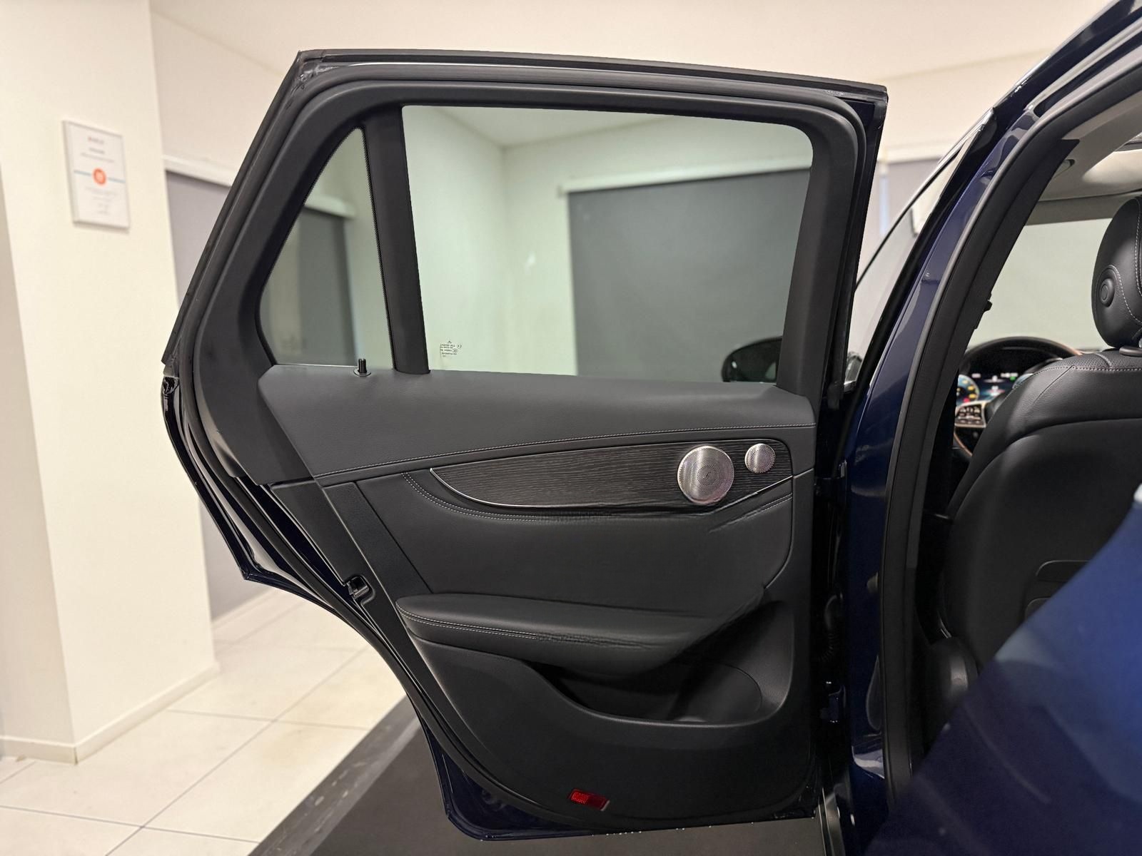 Mercedes-Benz GLC 300 de 4M *PANO*360*DISTR*MEMORY*BURM.*AHK* foto 19