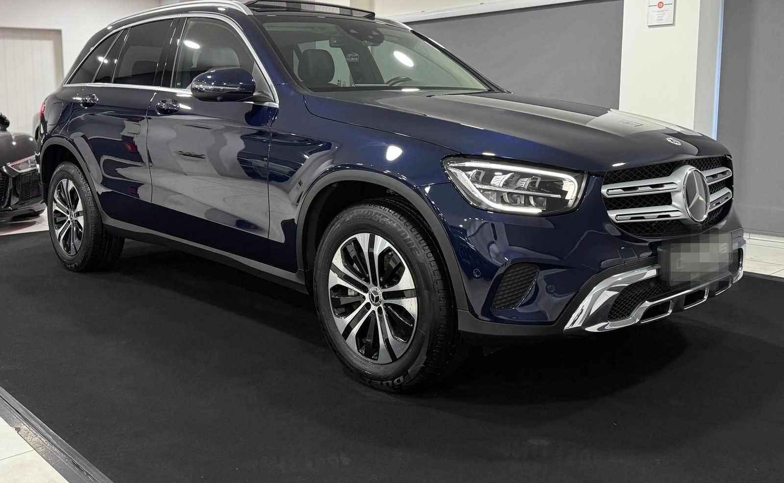 Mercedes-Benz GLC 300 de 4M *PANO*360*DISTR*MEMORY*BURM.*AHK* foto 6