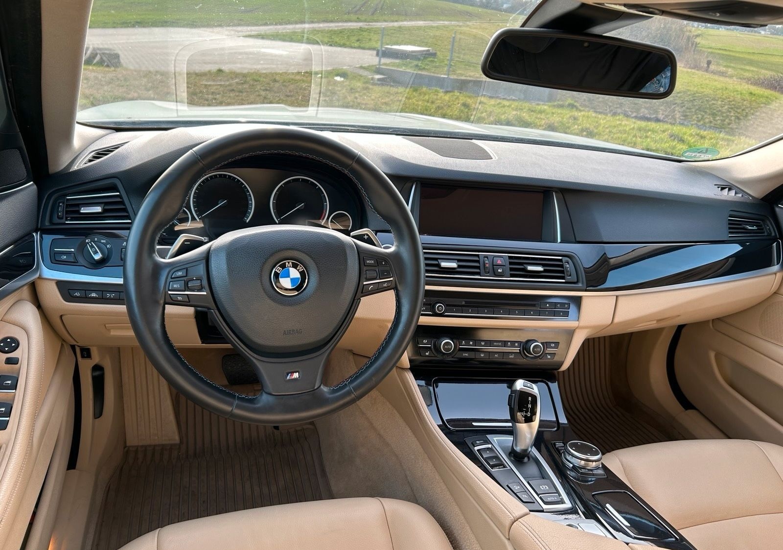 BMW 530d xDrive,Touring,HUD,Standheizung,A... foto 12