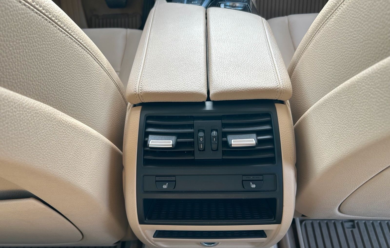 BMW 530d xDrive,Touring,HUD,Standheizung,A... foto 10