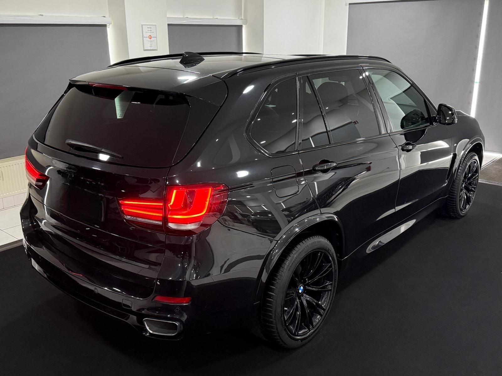 BMW X5 xDrive 30 d*M-SPORTPAKET*PANO*HUD*KAMERA*ACC* foto 8