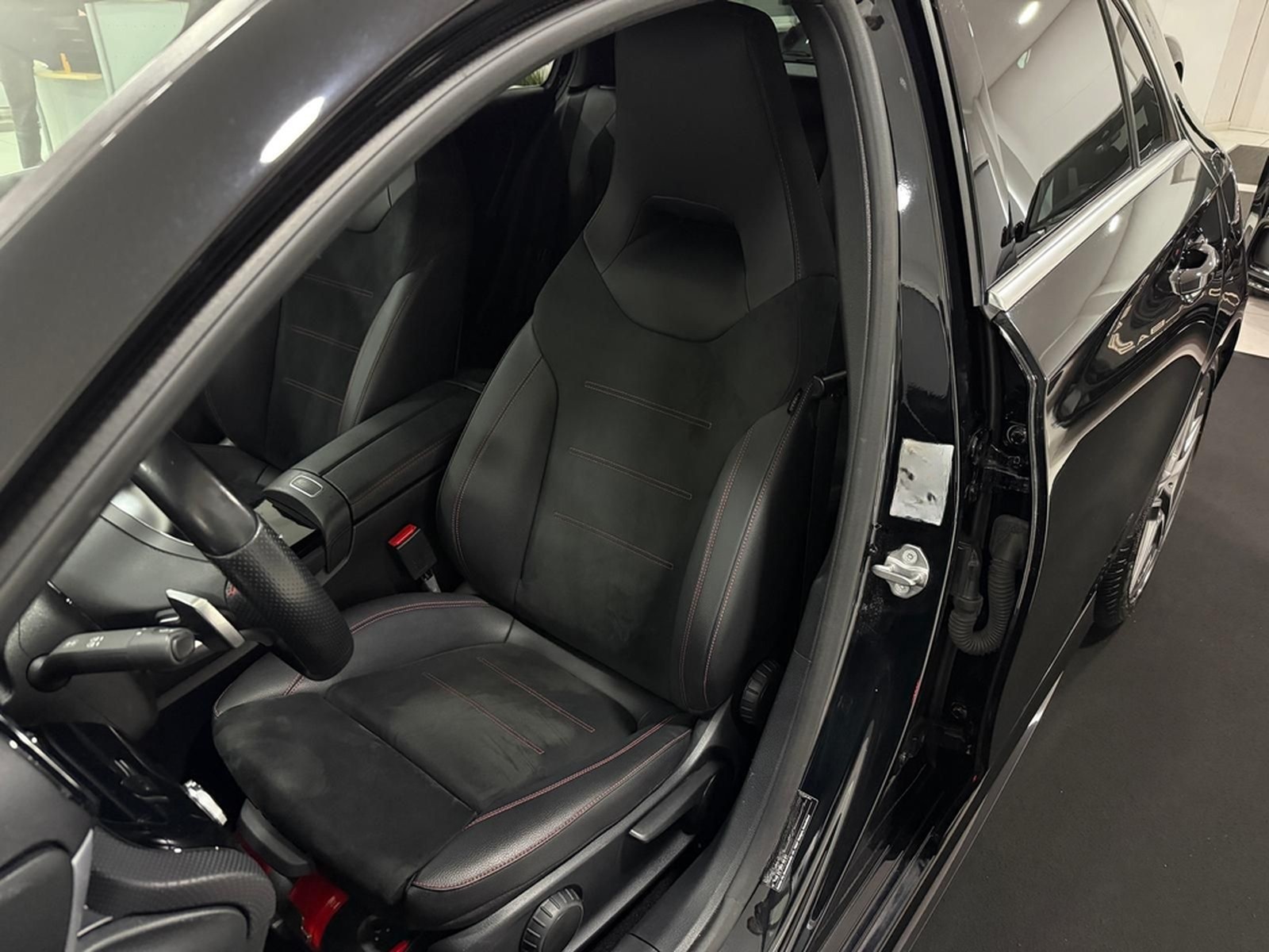 Mercedes-Benz A 200 7G AMG-LINE*RÜCKFAHRKAMERA*LED*SPURH*MBUX* foto 15