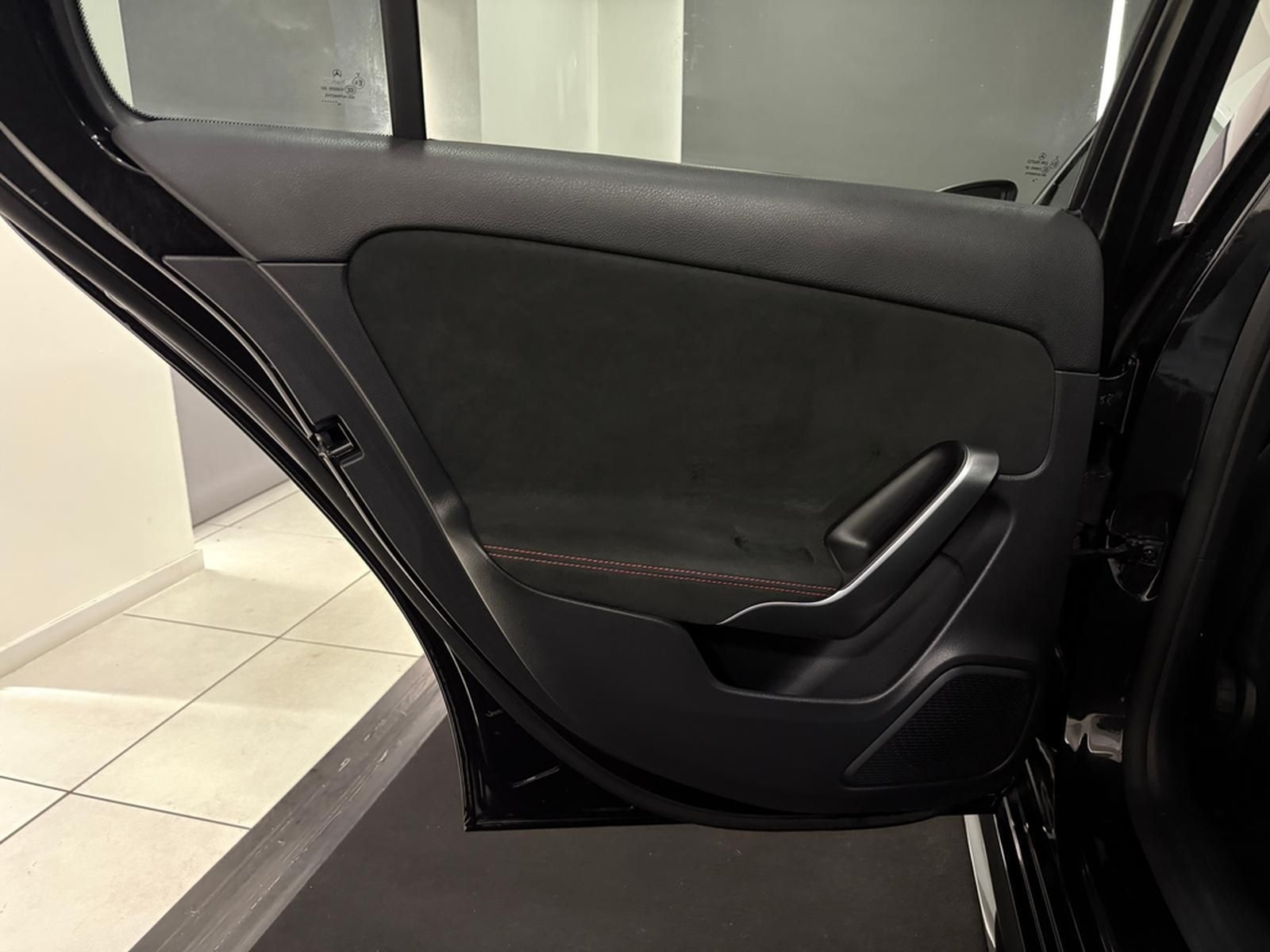 Mercedes-Benz A 200 7G AMG-LINE*RÜCKFAHRKAMERA*LED*SPURH*MBUX* foto 19
