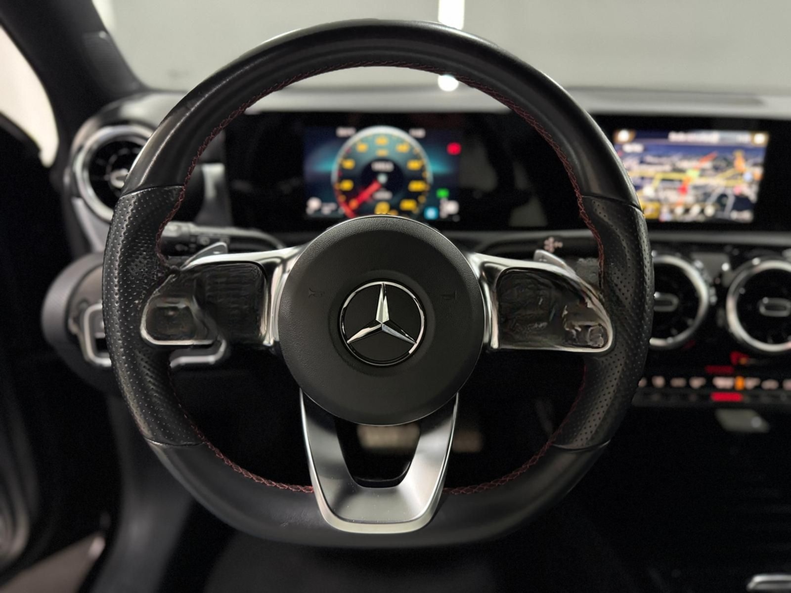 Mercedes-Benz A 200 7G AMG-LINE*RÜCKFAHRKAMERA*LED*SPURH*MBUX* foto 29