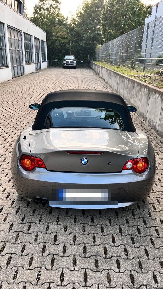 BMW Z4 3.0 - M Sport - VOLL + TOP + Sais/Garag 85tkm foto 5