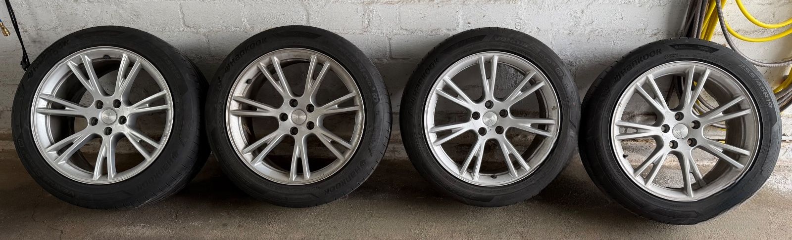 Tesla Model Y Long Range, 12-fach bereift, Vossen HF2 foto 14