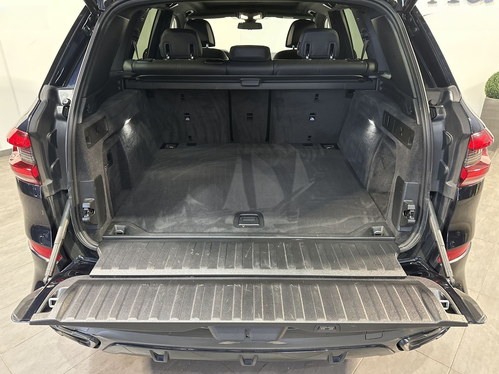 BMW X5 xDrive30d M-Sport NAV+LED+PANO+360°+HEAD-UP foto 6