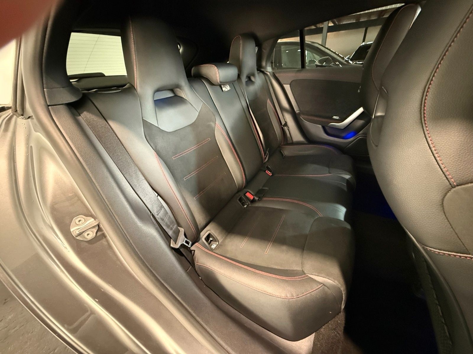 Mercedes-Benz CLA 200 Shooting Brake/AMG Line/Night/LED/StH foto 17