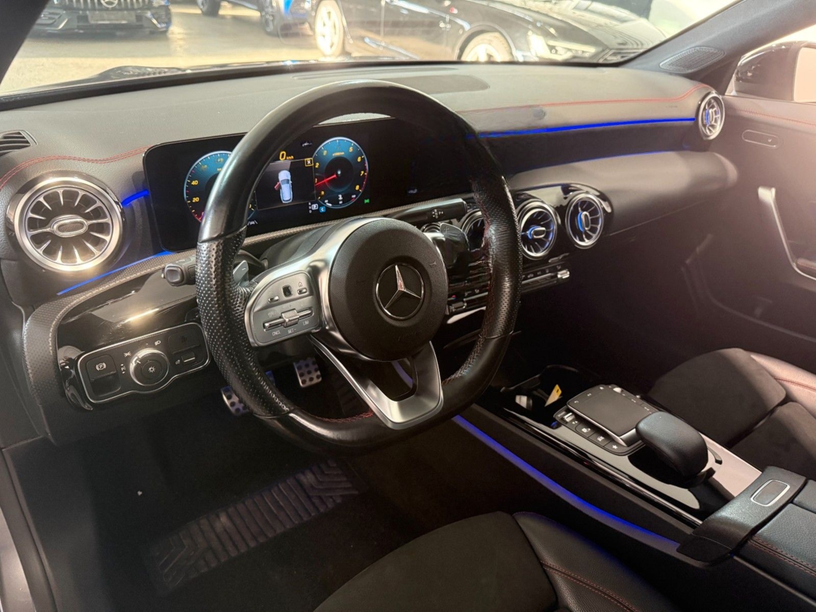Mercedes-Benz CLA 200 Shooting Brake/AMG Line/Night/LED/StH foto 24