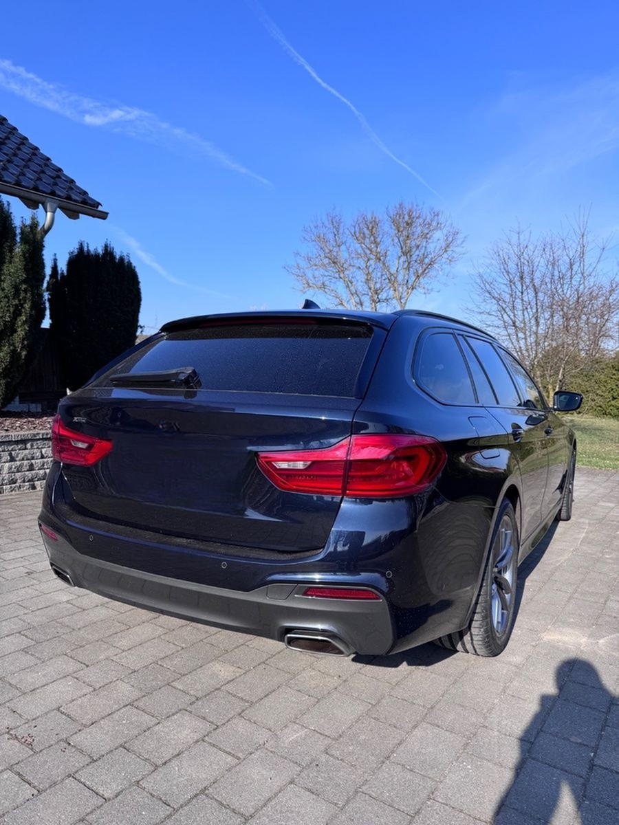 BMW 540d xDrive Touring M-Sport/Pano/AHK/HUD/Stdhz foto 2