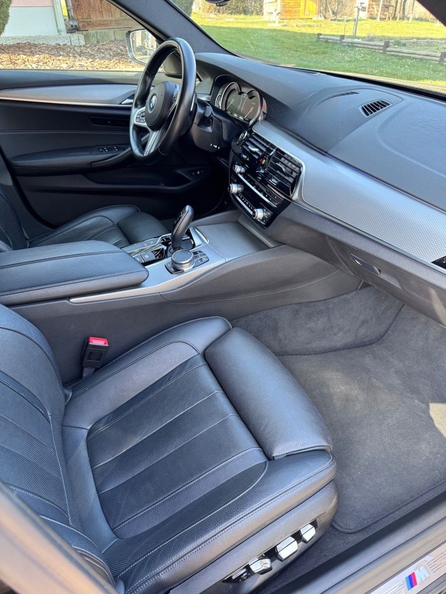 BMW 540d xDrive Touring M-Sport/Pano/AHK/HUD/Stdhz foto 13