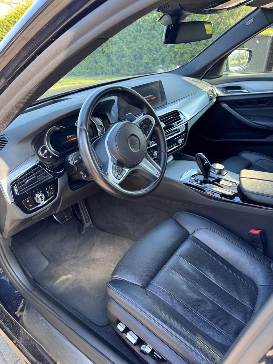 BMW 540d xDrive Touring M-Sport/Pano/AHK/HUD/Stdhz foto 10