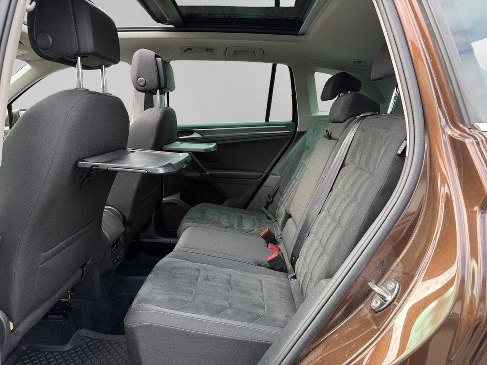 Volkswagen TIGUAN, HEADUP, PANO, AHK, VIRTUAL, STANDHEIZUNG foto 15