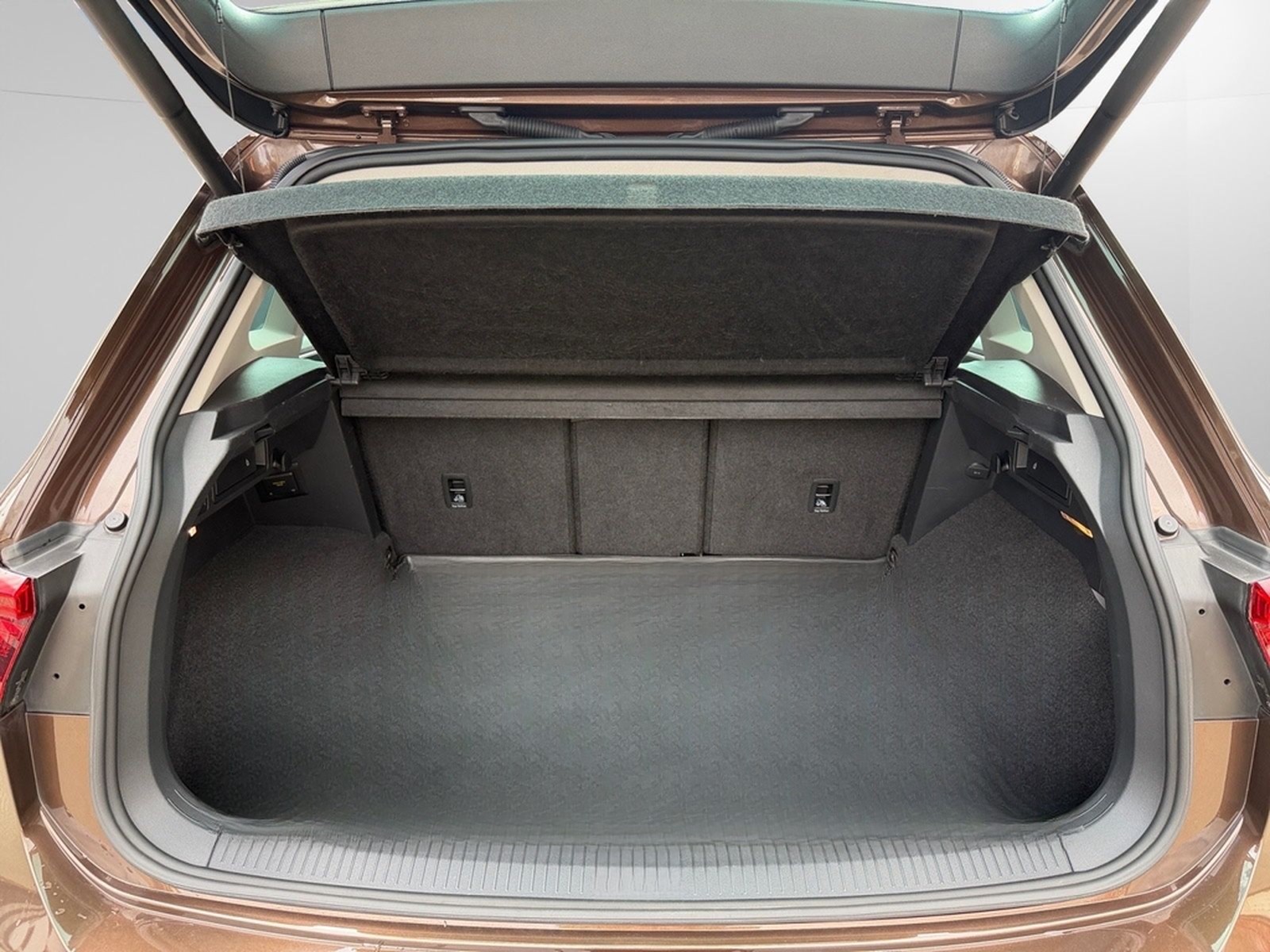 Volkswagen TIGUAN, HEADUP, PANO, AHK, VIRTUAL, STANDHEIZUNG foto 16