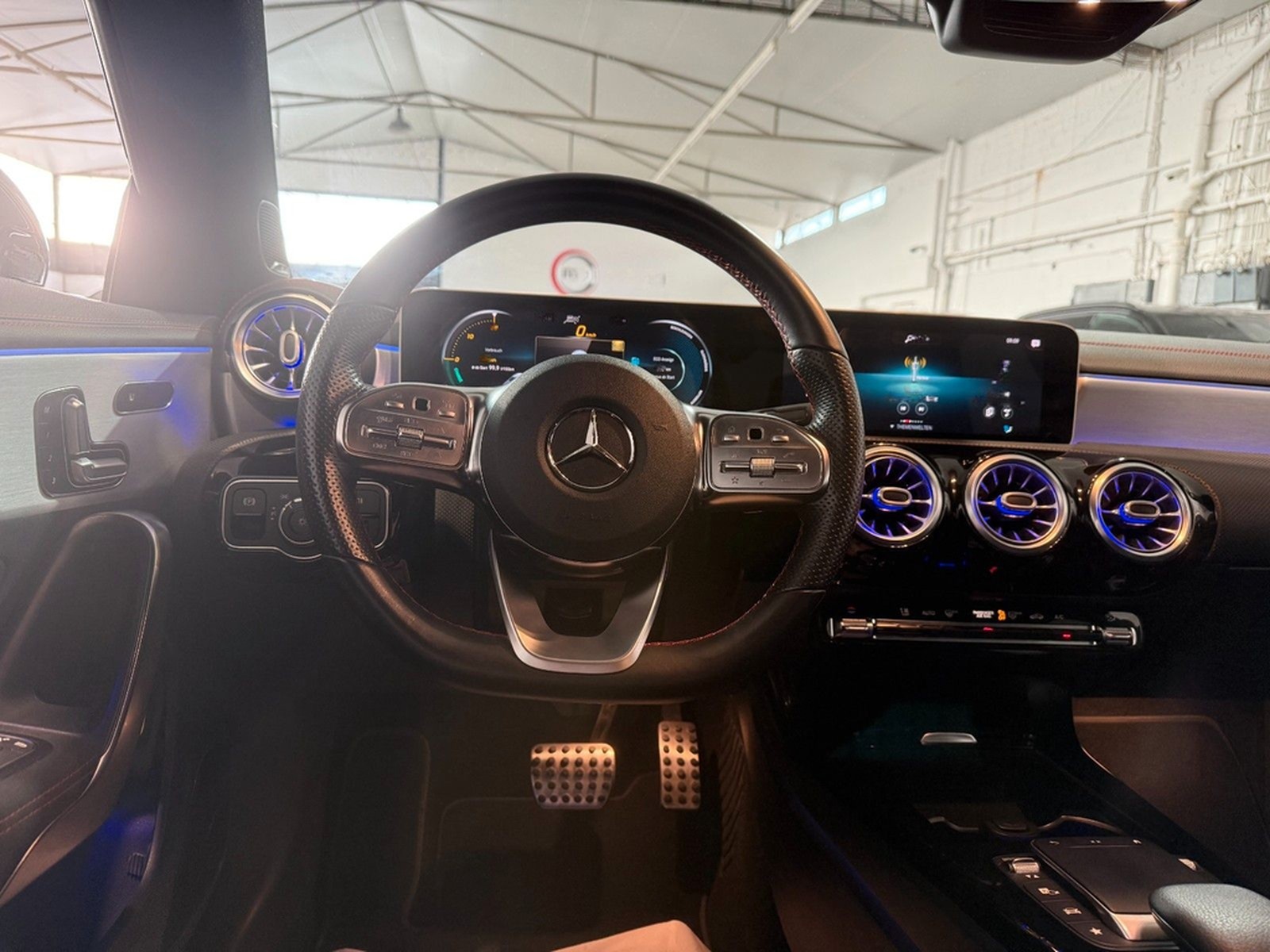 Mercedes-Benz CLA 250 AMG Line/Night/LED/TOD/360/Burmester foto 25