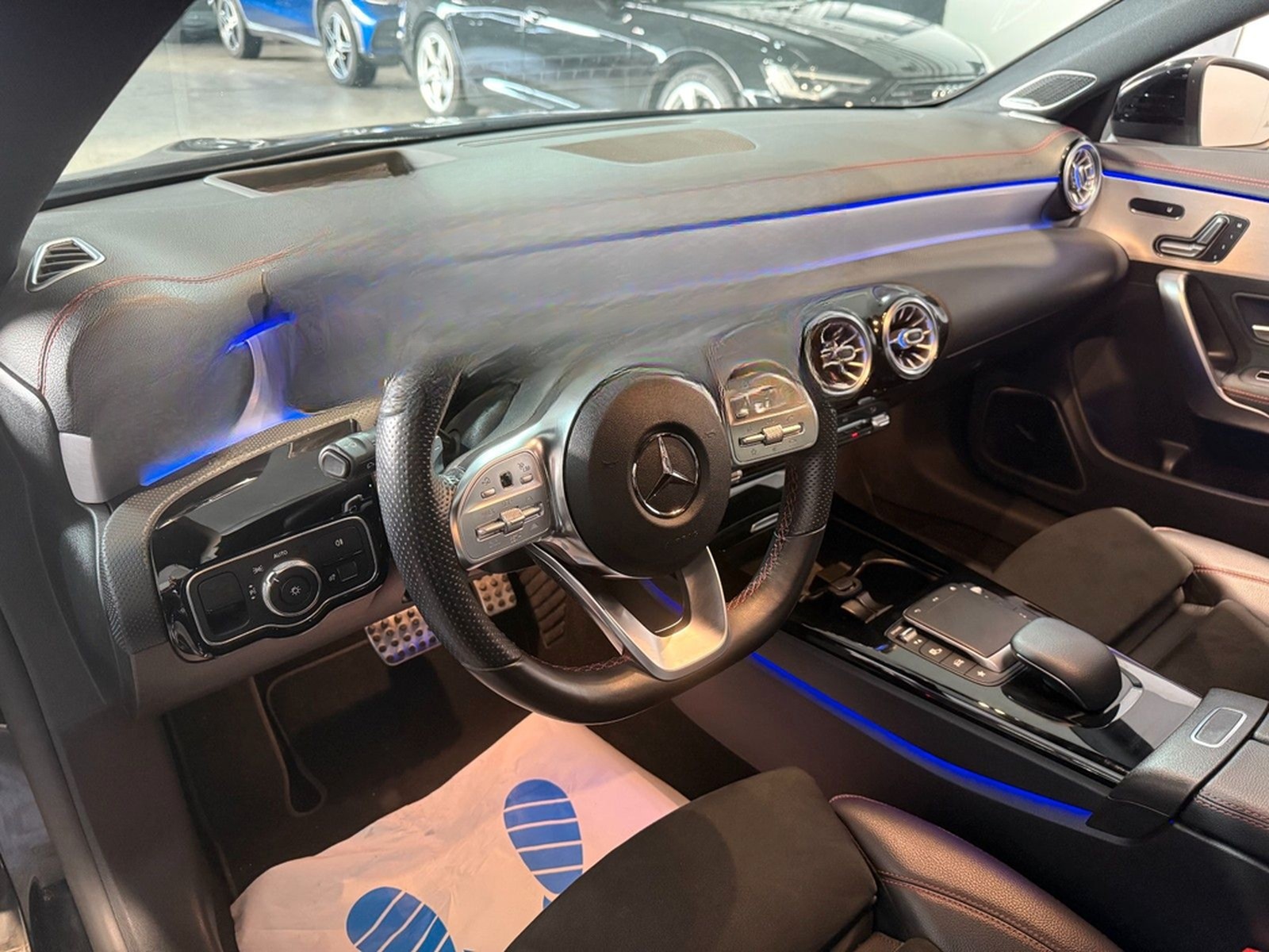 Mercedes-Benz CLA 250 AMG Line/Night/LED/TOD/360/Burmester foto 27