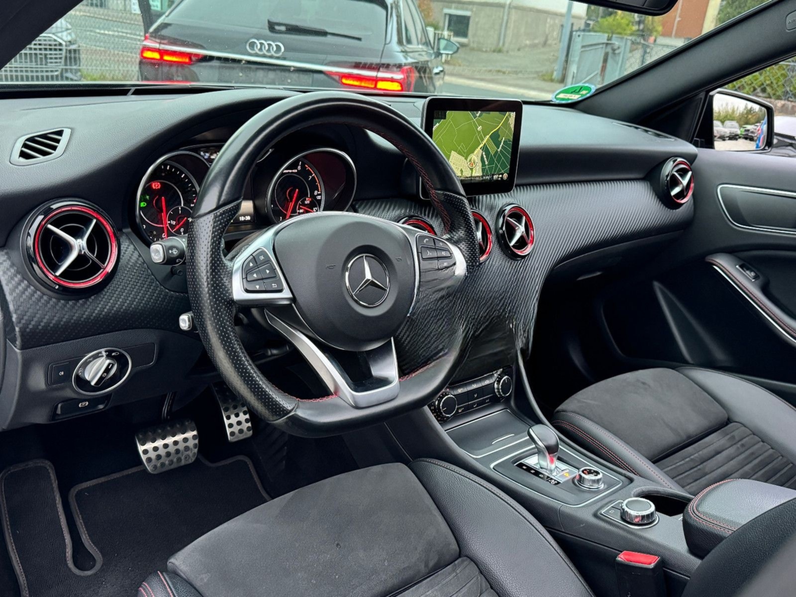 Mercedes-Benz A 45 AMG Perf.-Abgas Pano Unfallfrei 4Matic TOP foto 11