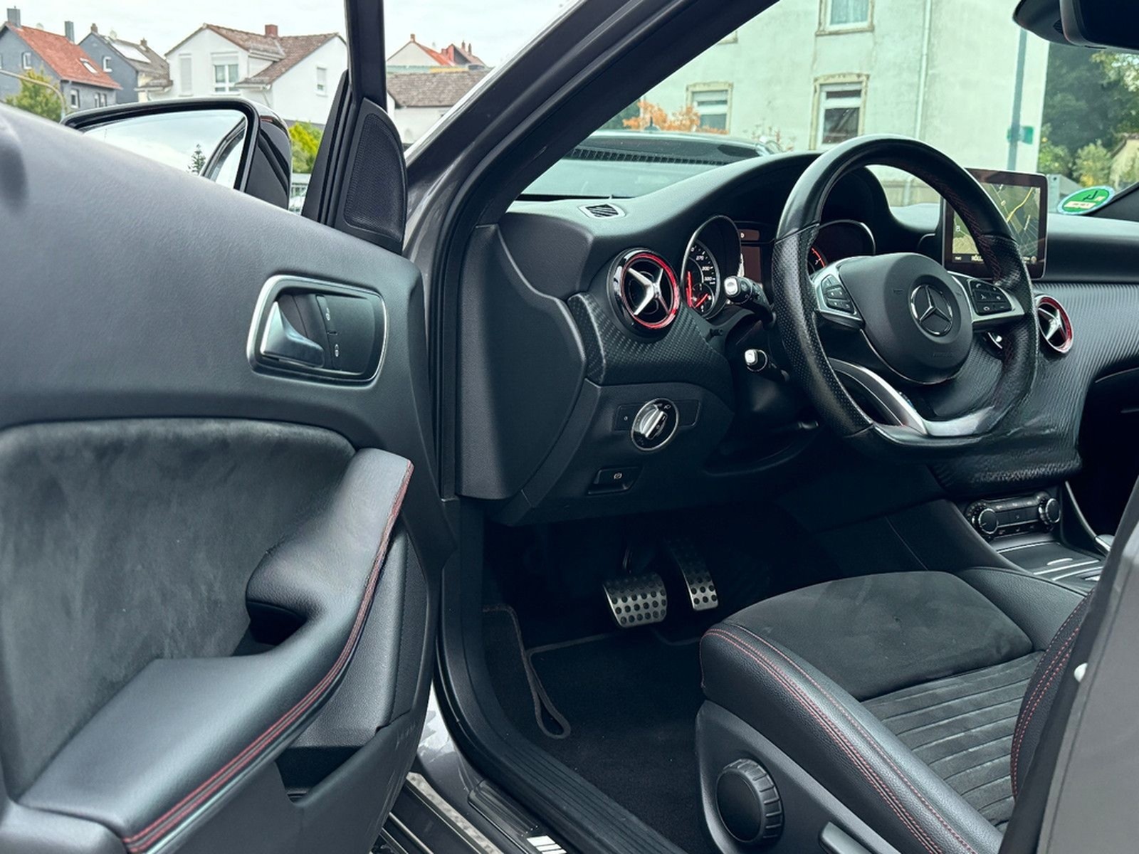 Mercedes-Benz A 45 AMG Perf.-Abgas Pano Unfallfrei 4Matic TOP foto 17