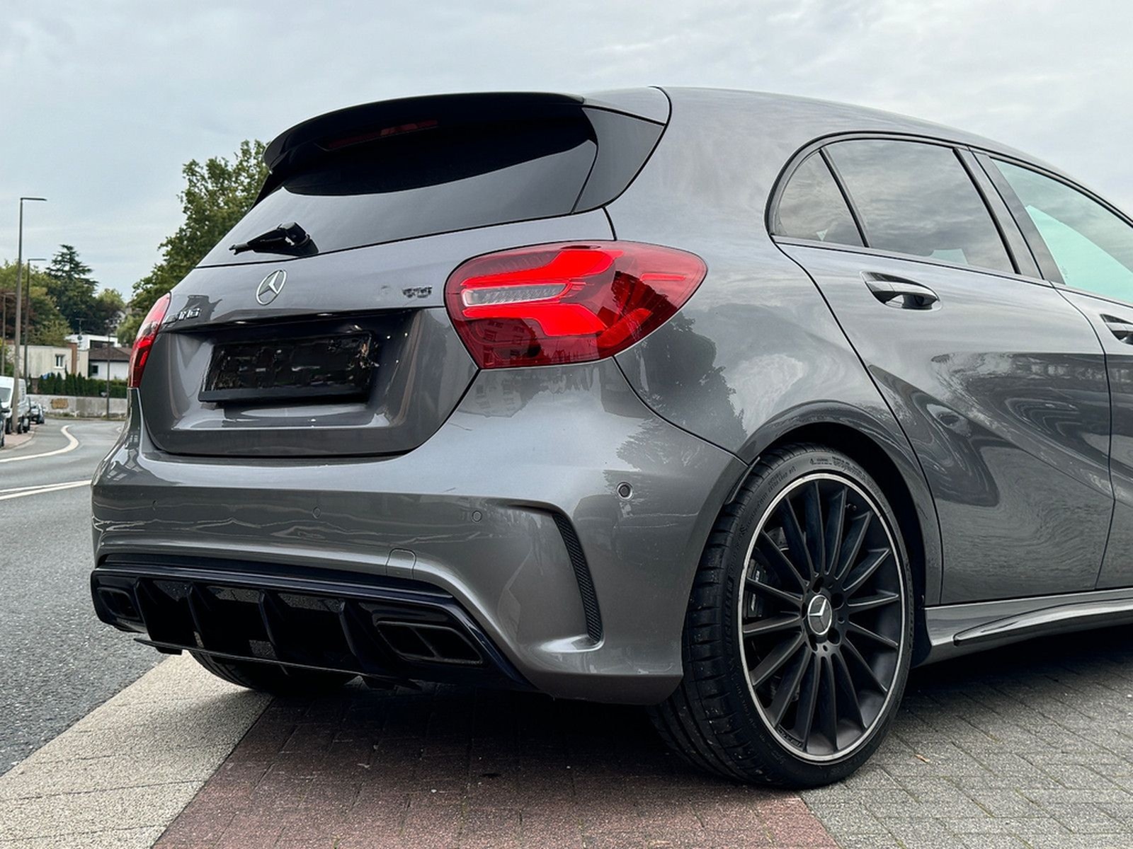 Mercedes-Benz A 45 AMG Perf.-Abgas Pano Unfallfrei 4Matic TOP foto 31