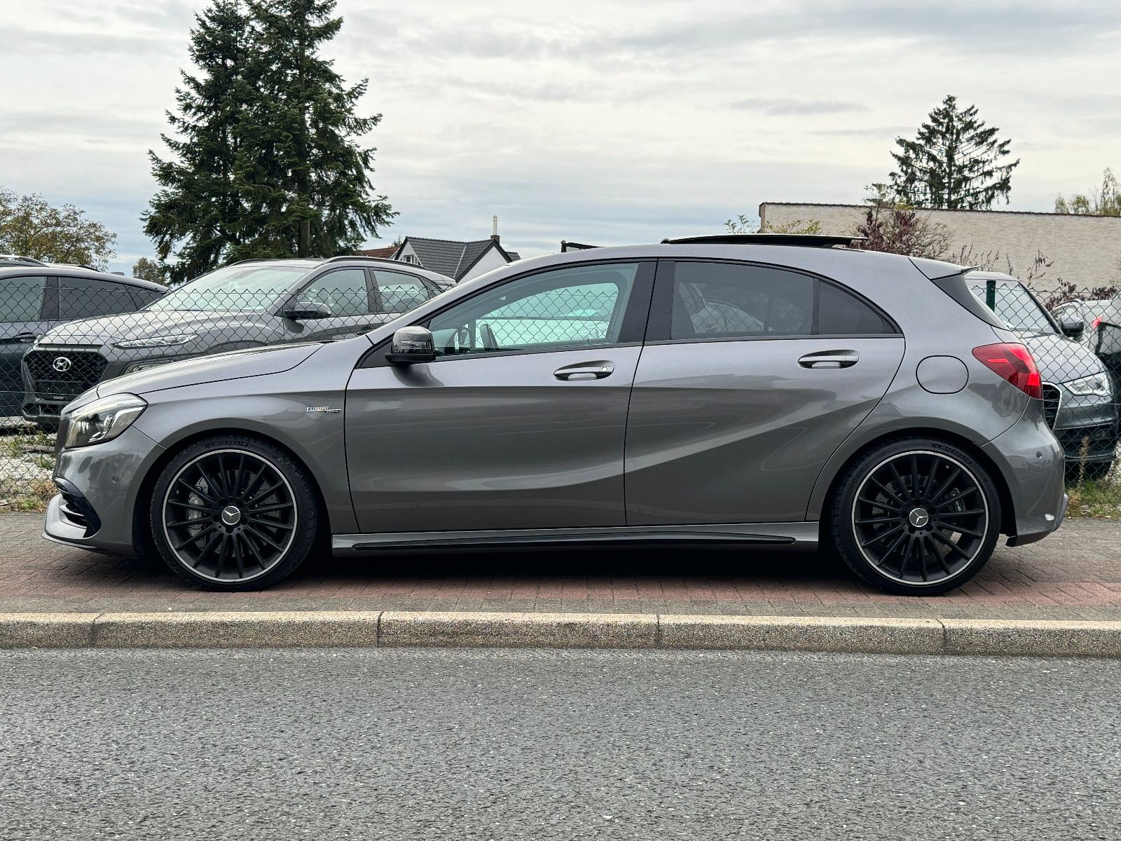 Mercedes-Benz A 45 AMG Perf.-Abgas Pano Unfallfrei 4Matic TOP foto 35