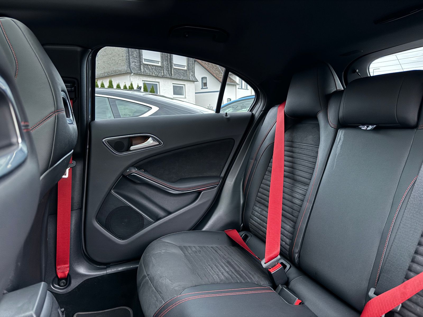 Mercedes-Benz A 45 AMG Perf.-Abgas Pano Unfallfrei 4Matic TOP foto 48