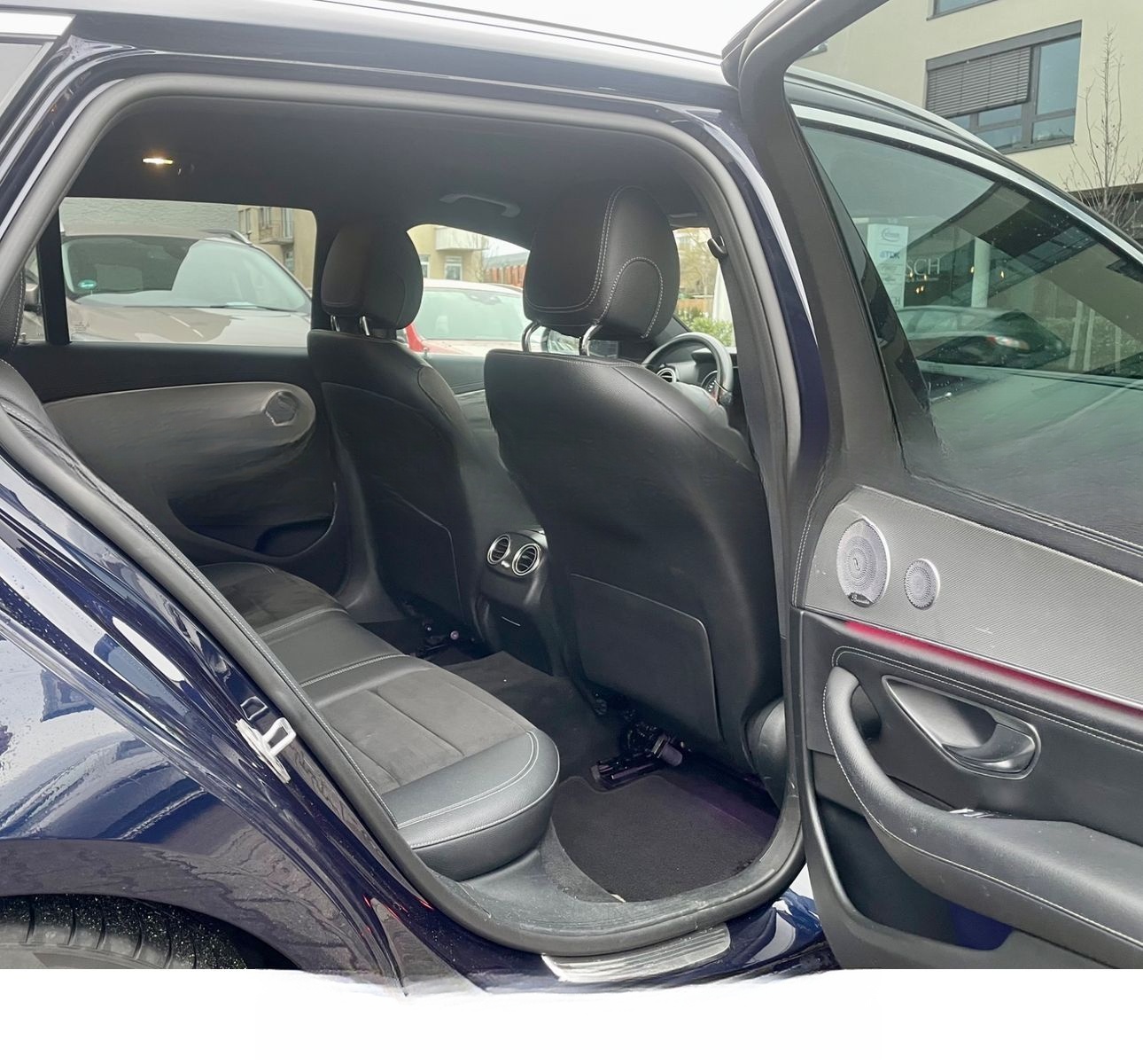 Mercedes-Benz E 220 d T-Modell AMG Line LED Navi AHK Burmester foto 11